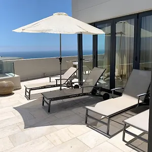 6-on-clifton-spacious-2-bedroom-apartment.hotels-capetown.com/